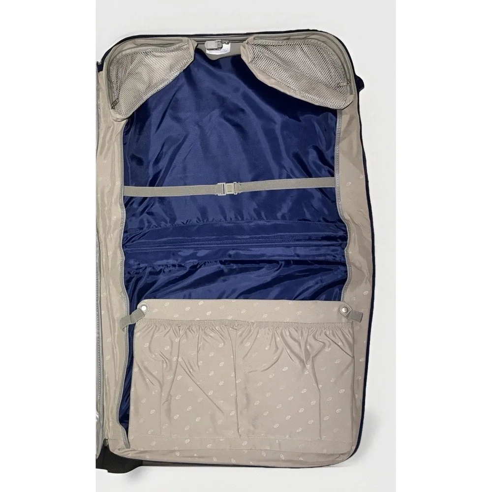 American Tourister american tourister