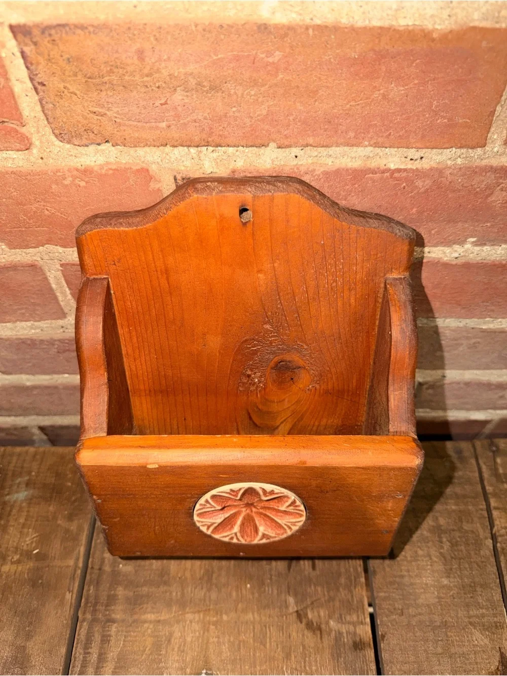 N/A handcrafted style