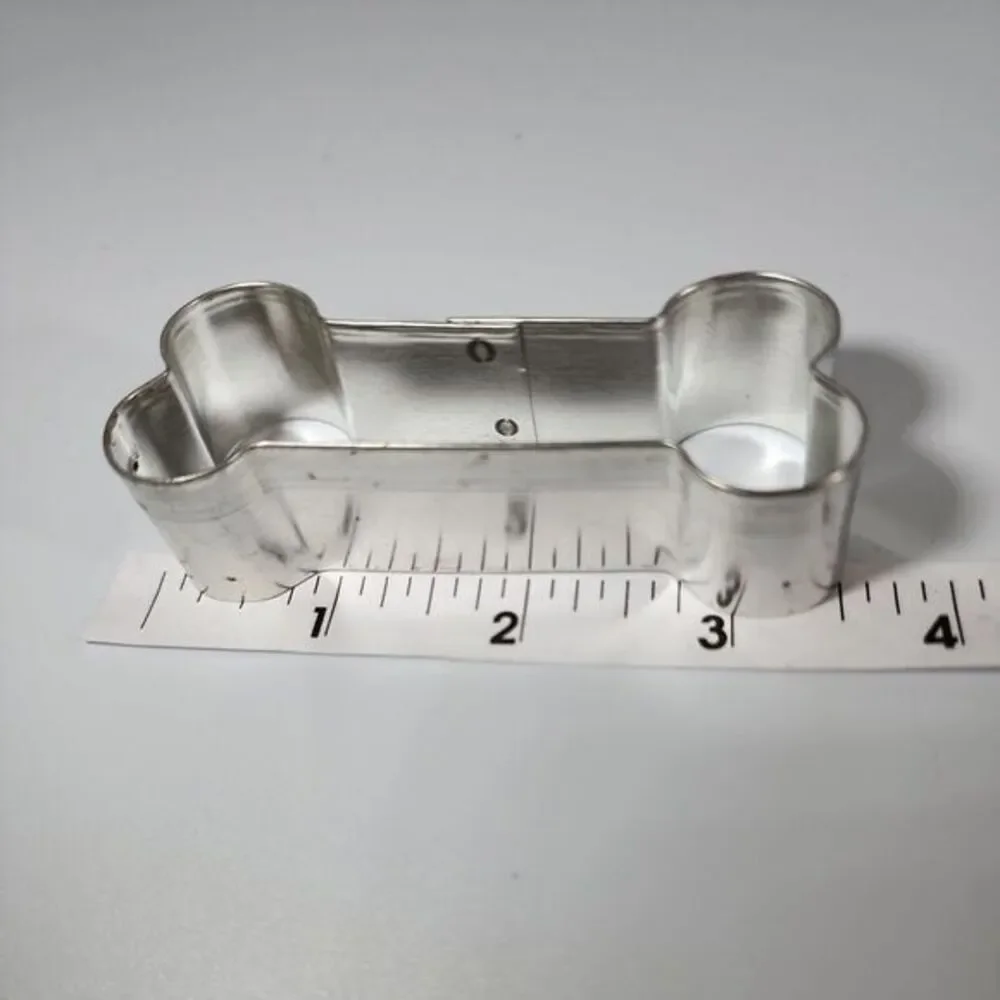 Dog Bone Cookie Cutter‎ 3.5