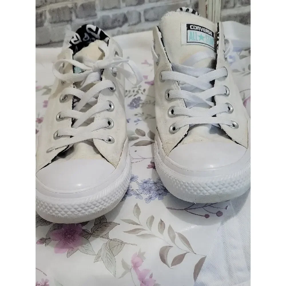 Converse All-Star Cream Canvas Sneakers, Heart Lining, Womens Sz 10, Streetwear