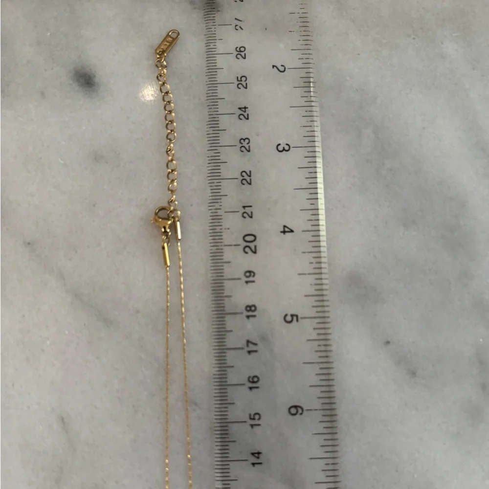 Modest Lu gold amber