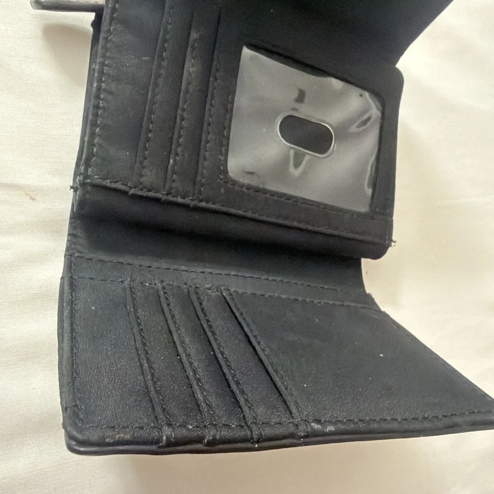 Liz Claiborne liz claiborne