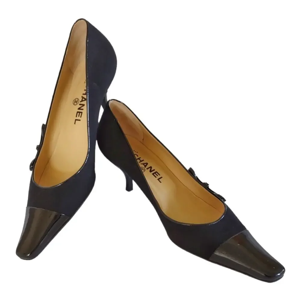CHANEL Black Kitten Heels US Sz 8 Canvas Patent Leather Pumps EU Sz 38.5 Luxury