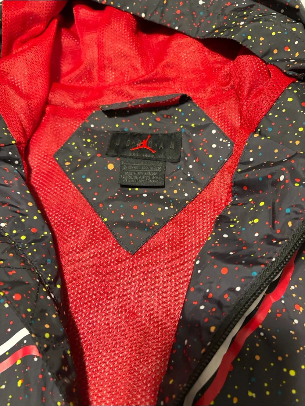 Jordan lightweight hooded