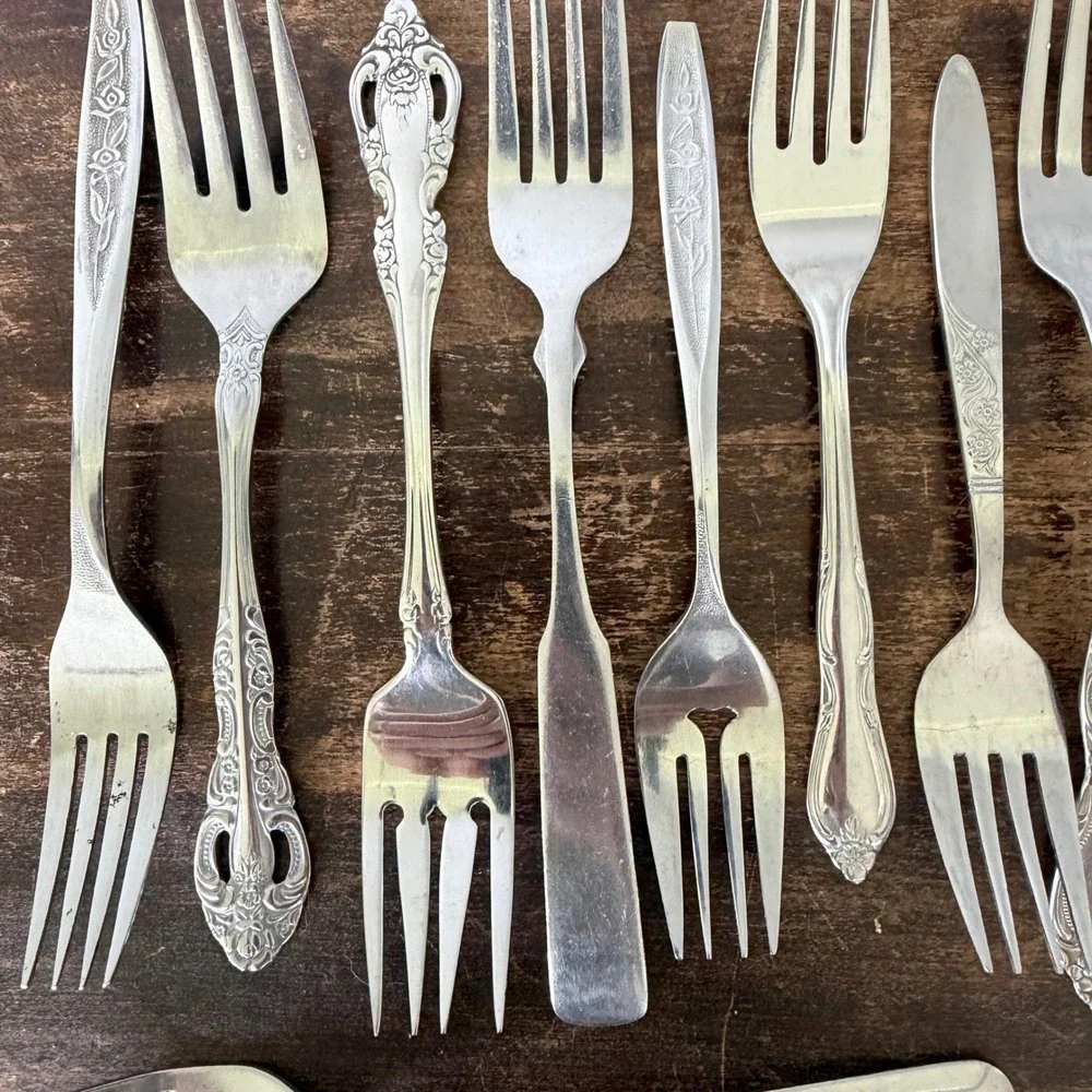 Oneida 29 pieces lot