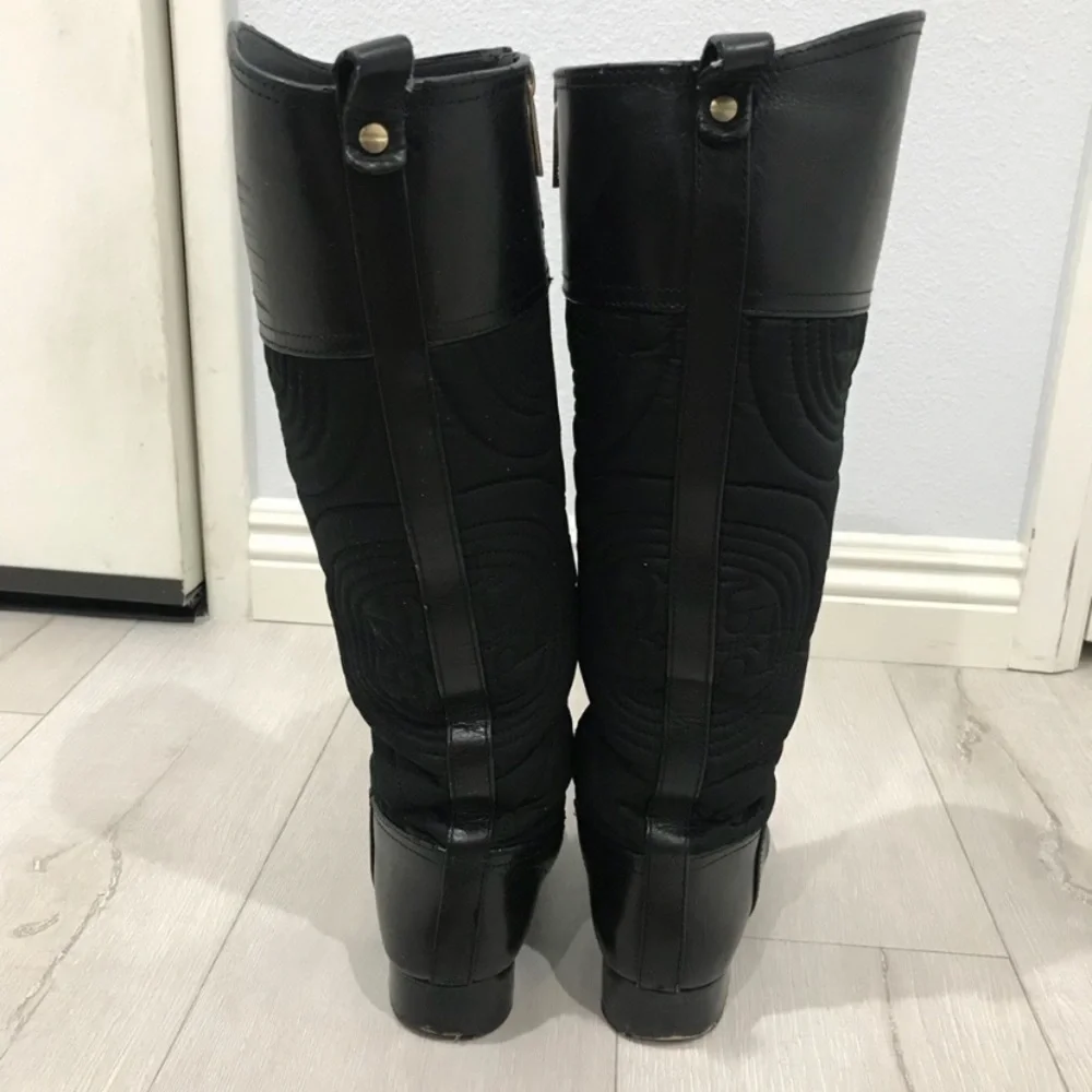 Tory Burch black tory