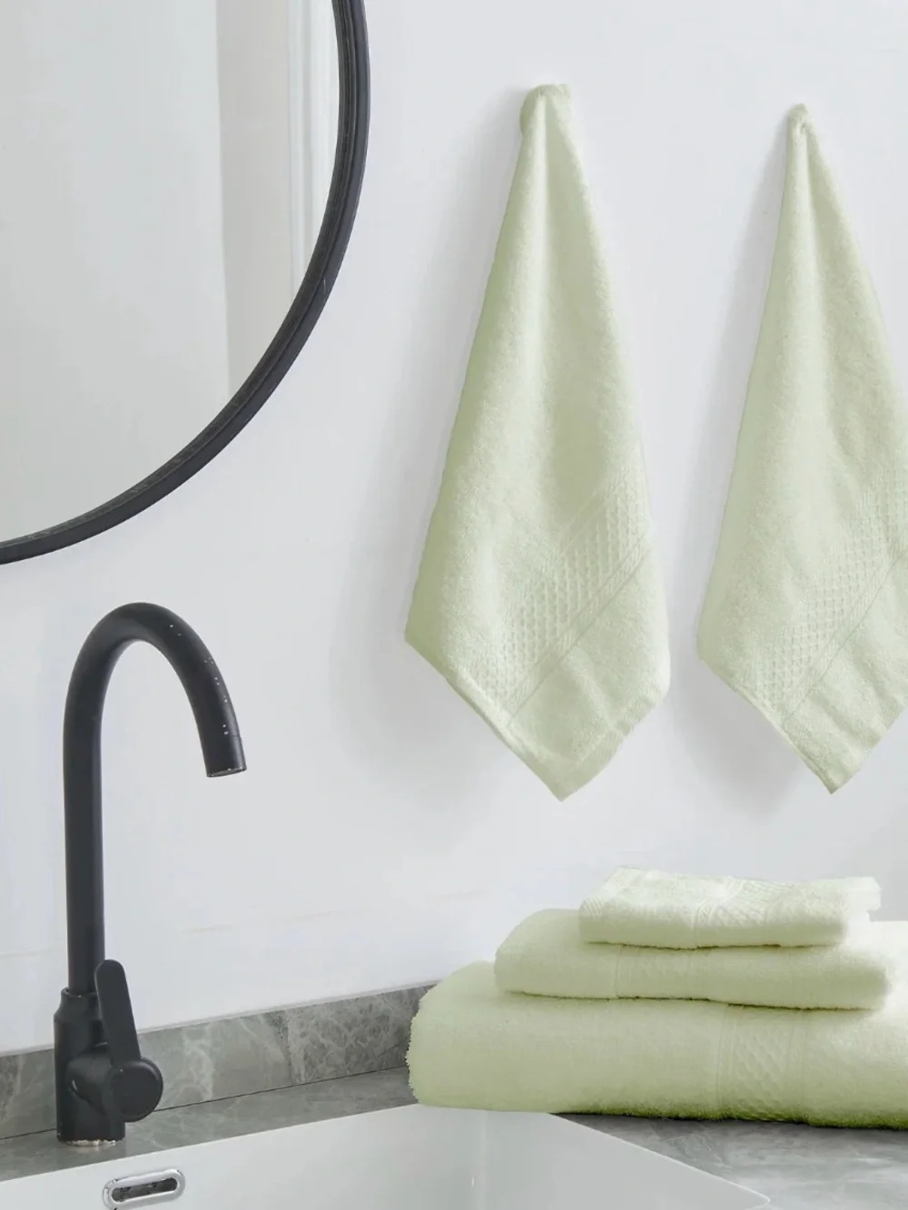 Soft Sage Green Bath Towel Set - Unbranded