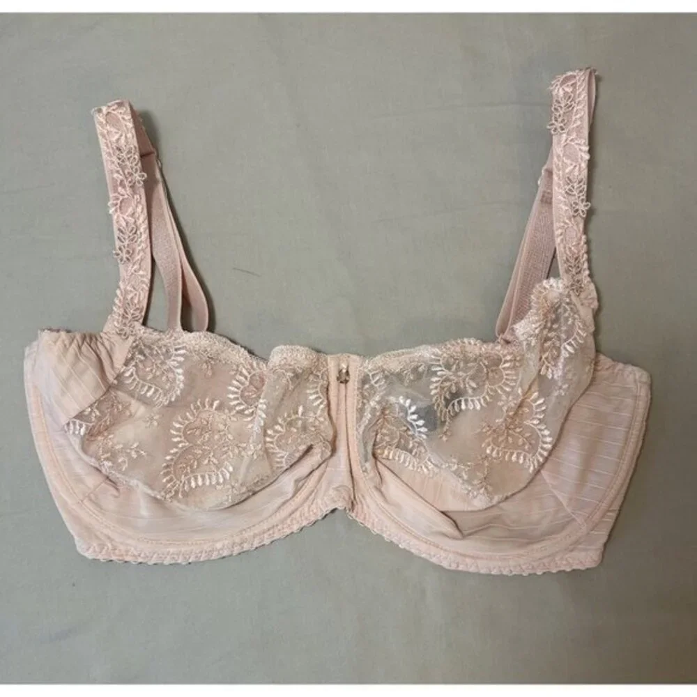 Louisa Bracq nearly new