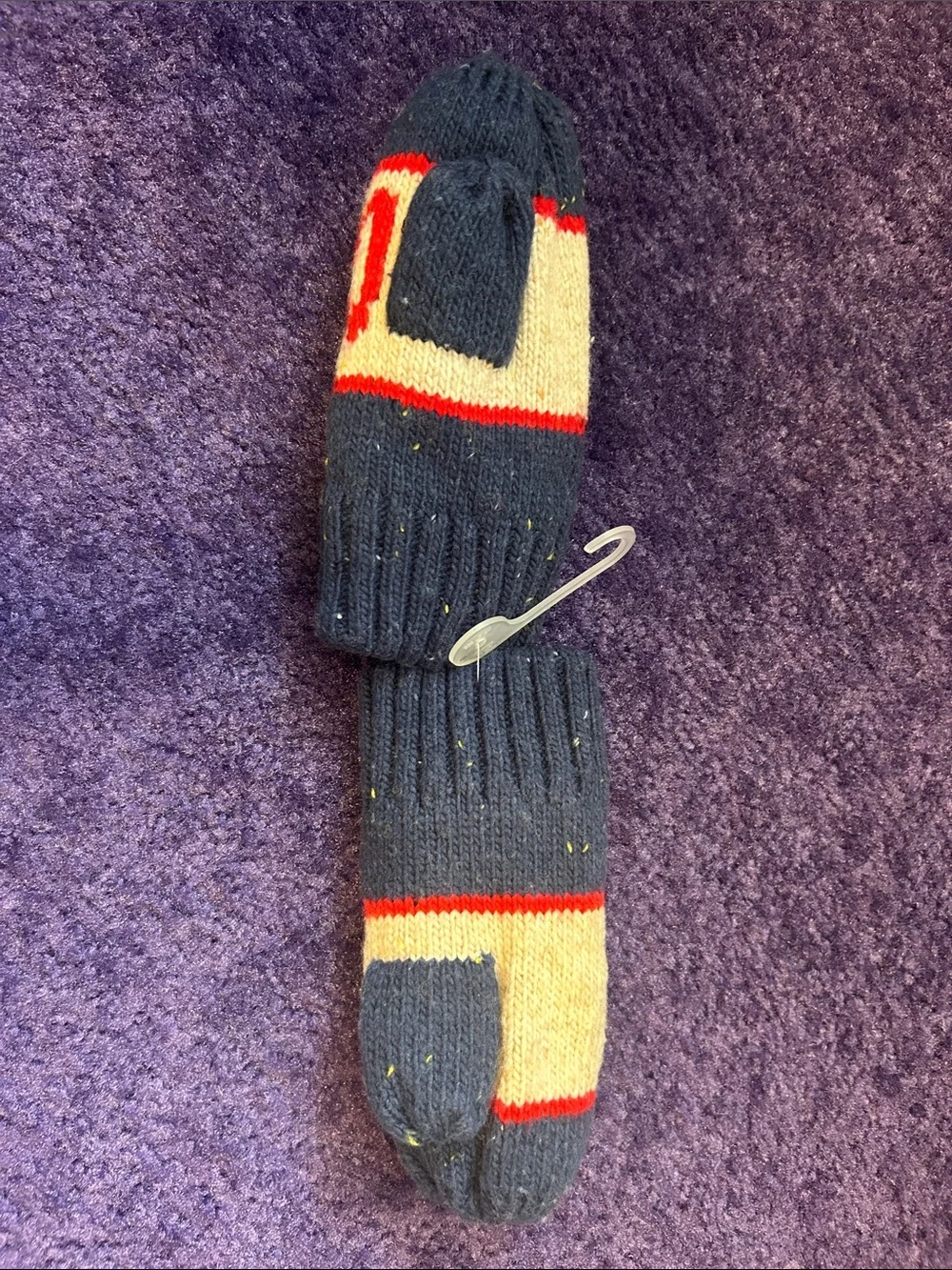 GAP baby mittens