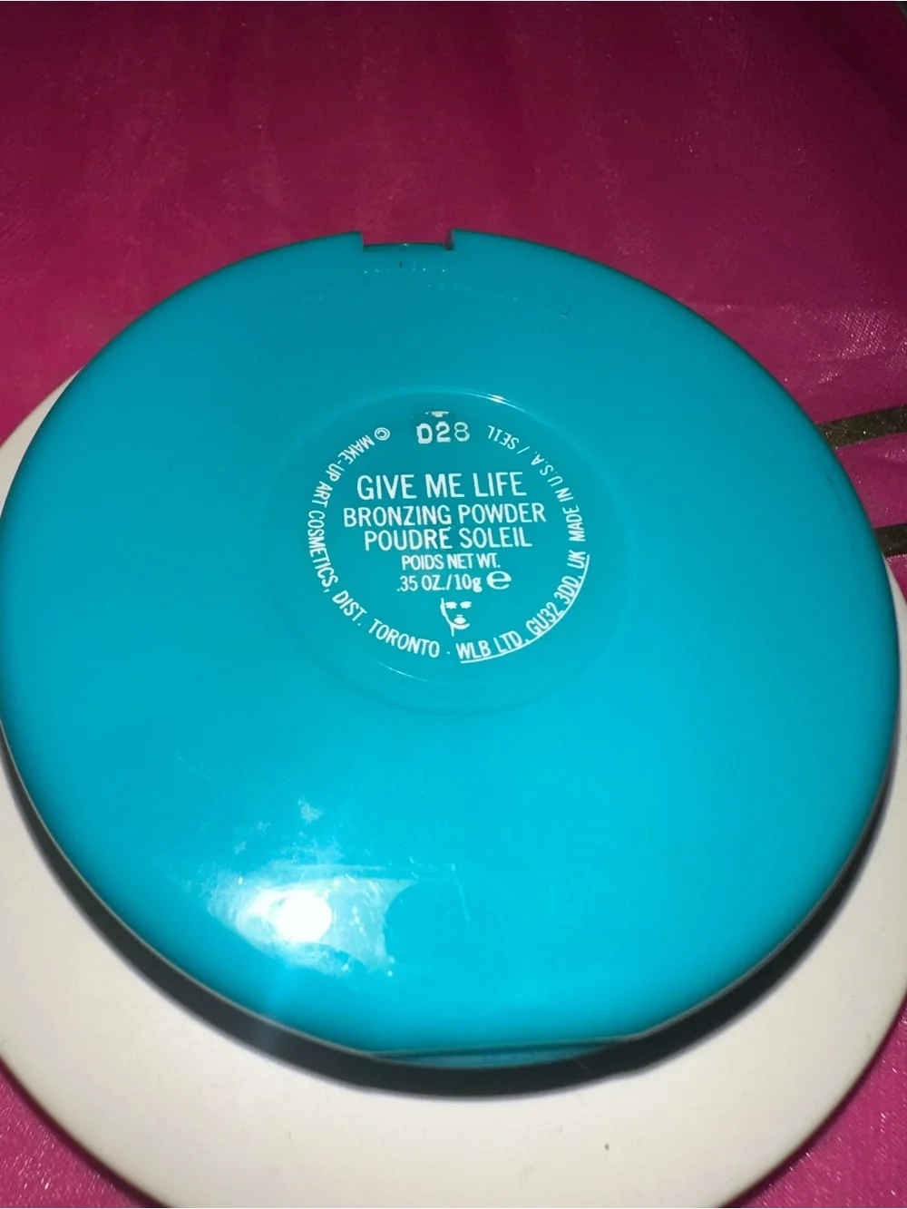 MAC Cosmetics smooth pressed