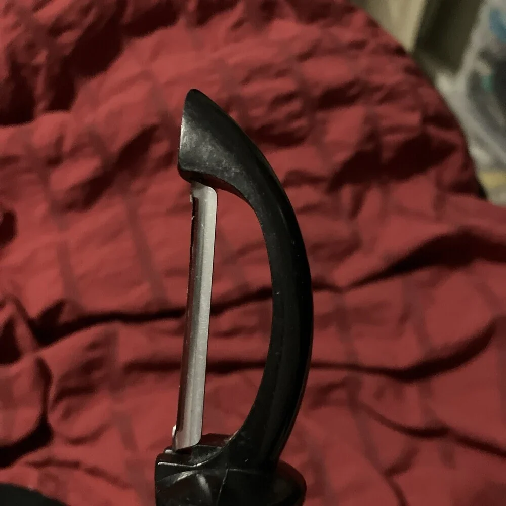 Kitchen corn scraper
