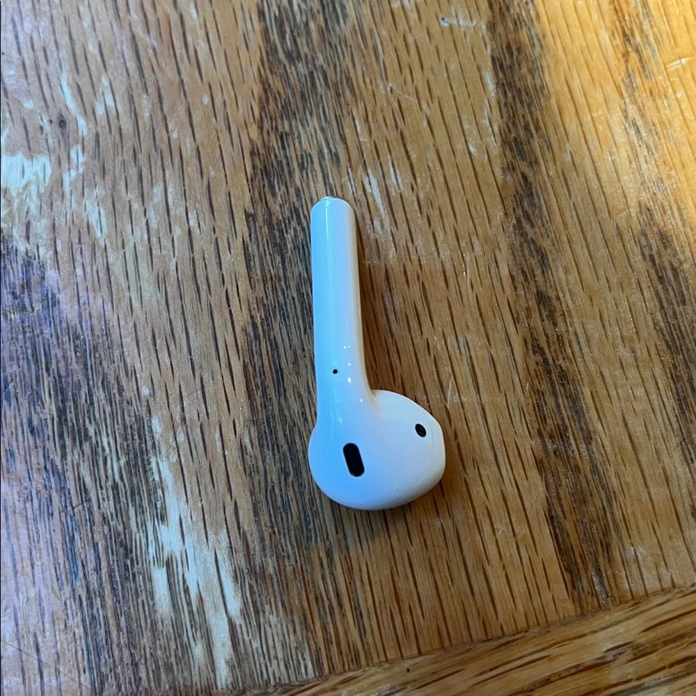 Apple wireless left