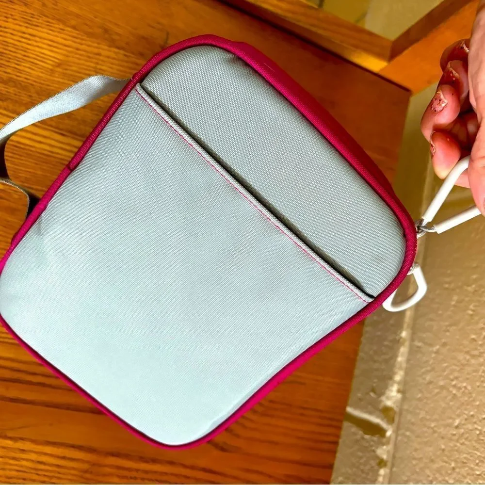Lunchbox size travel case, NWOT