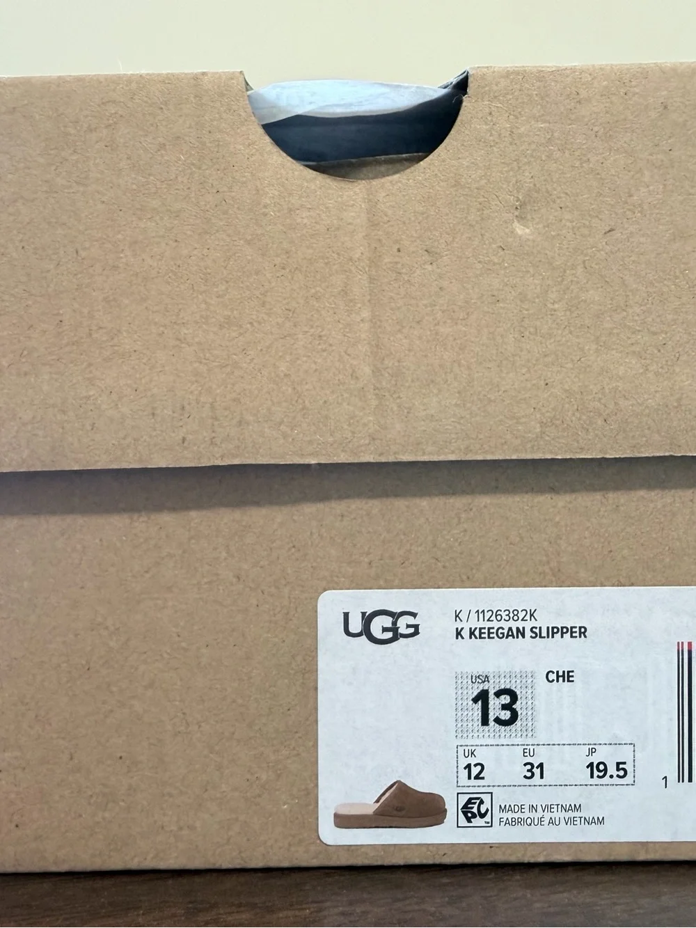 UGG ⚜️ nwt
