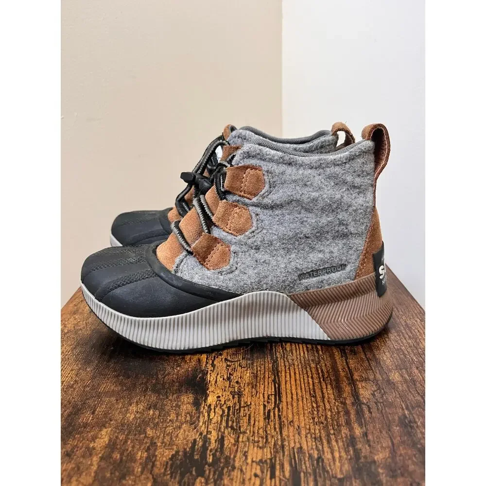 Sorel please see