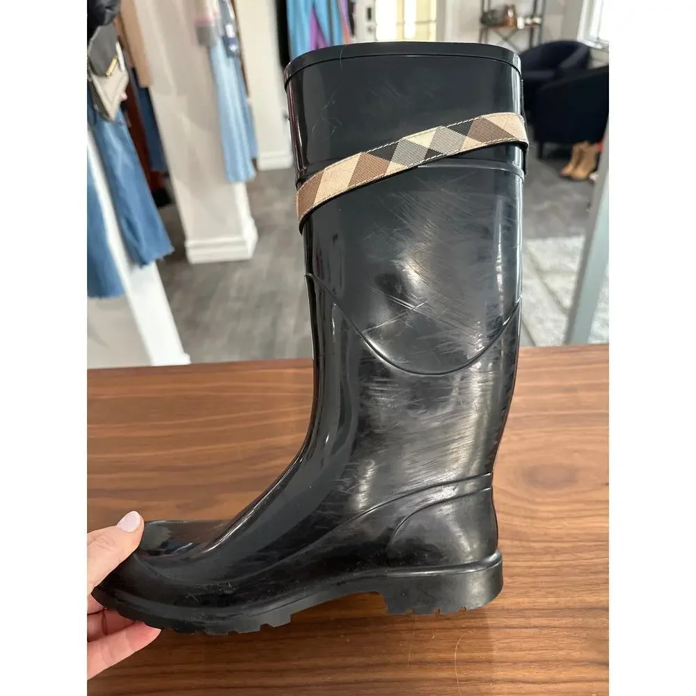 Burberry kenyon size light