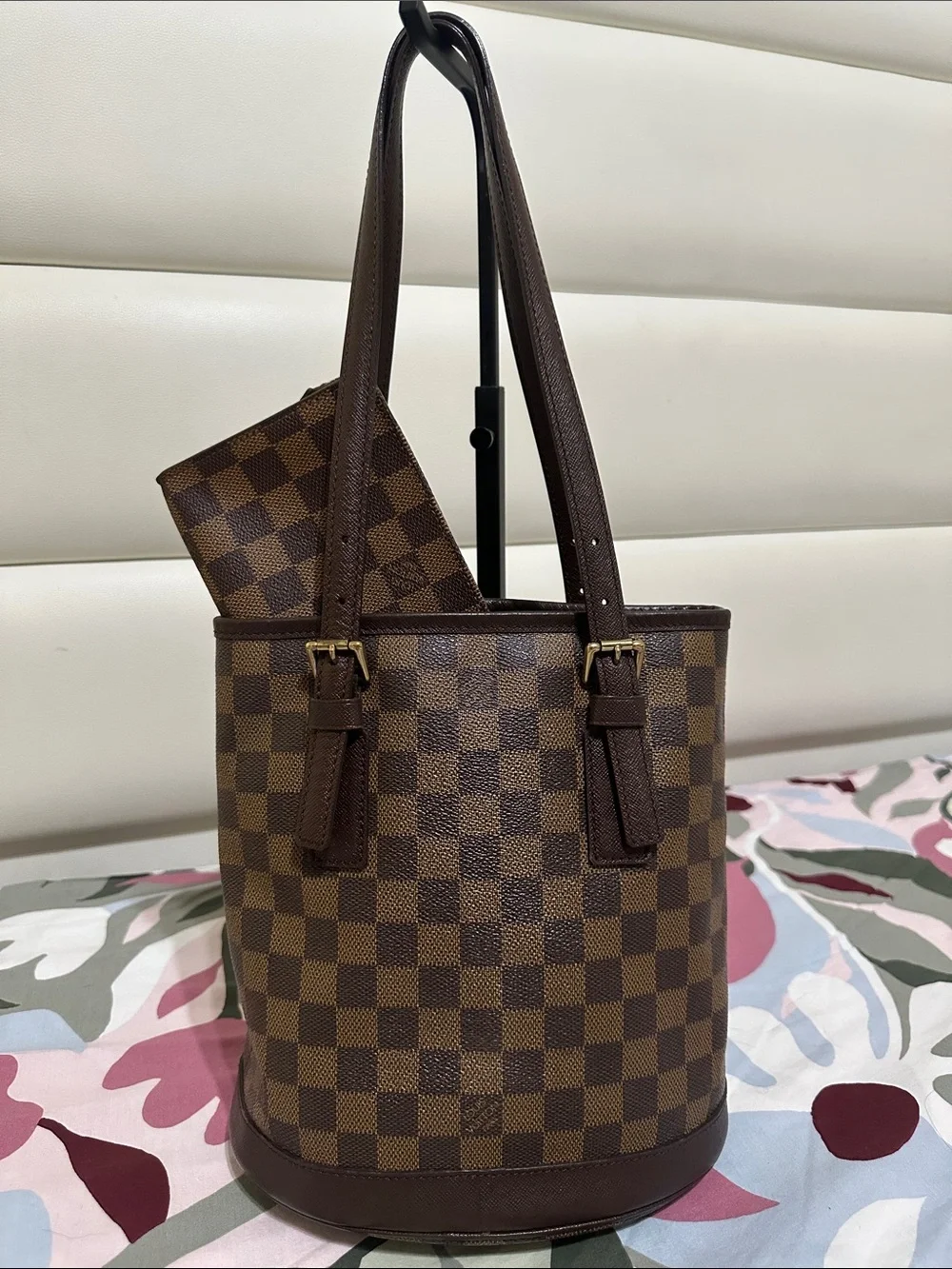 Louis Vuitton Damier Ebene Marais Bucket Bag with Pouch