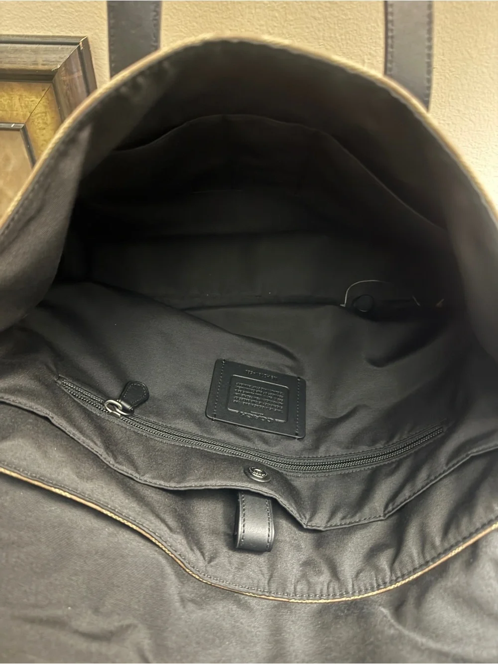Coach carry canvas base