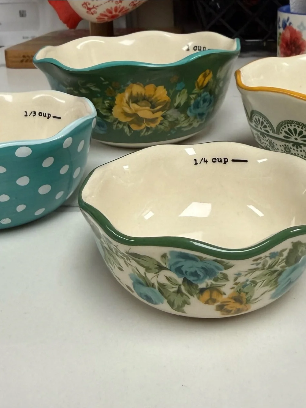 Pioneer Woman Rose Shadow Measuring Cups Bowls