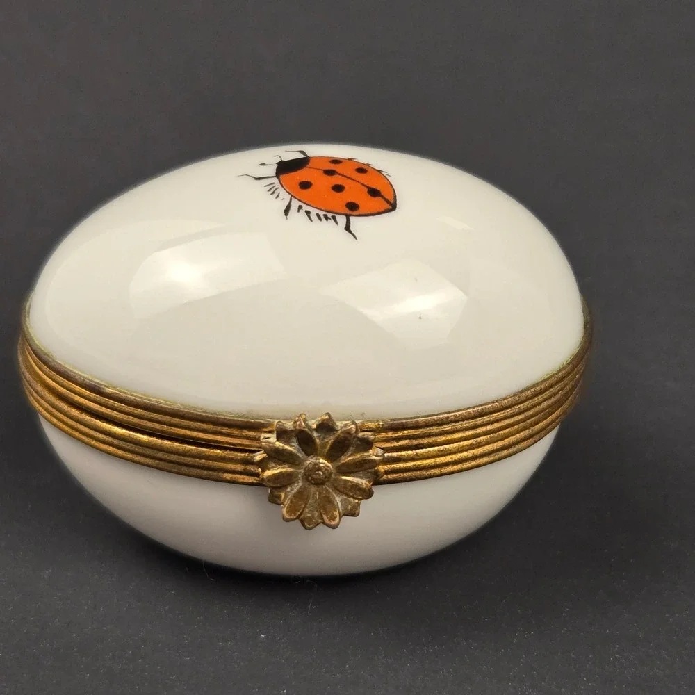 L. Bernardaud charming miniature