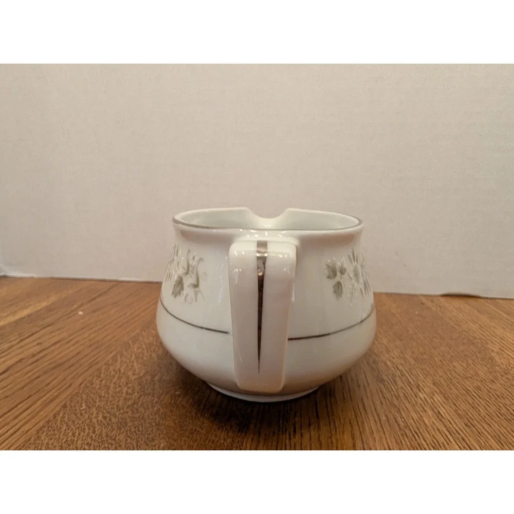 imperial gravy white gray