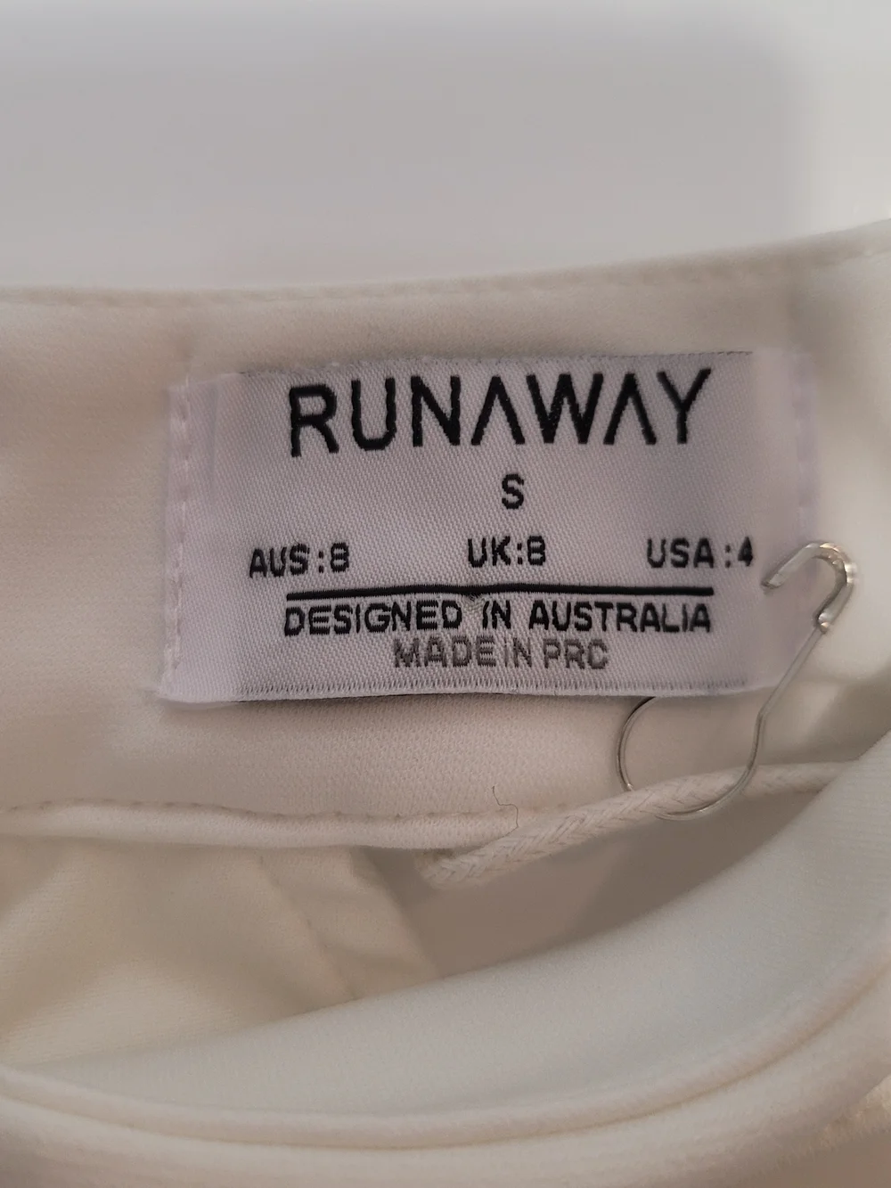 Runaway The Label sleek white