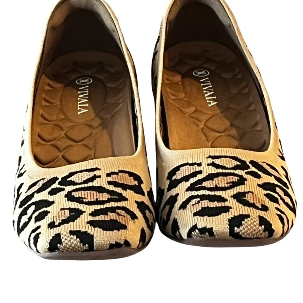 Vivaia product pair