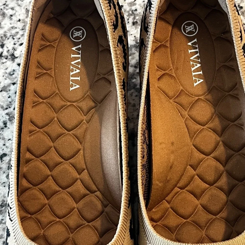 Vivaia product pair
