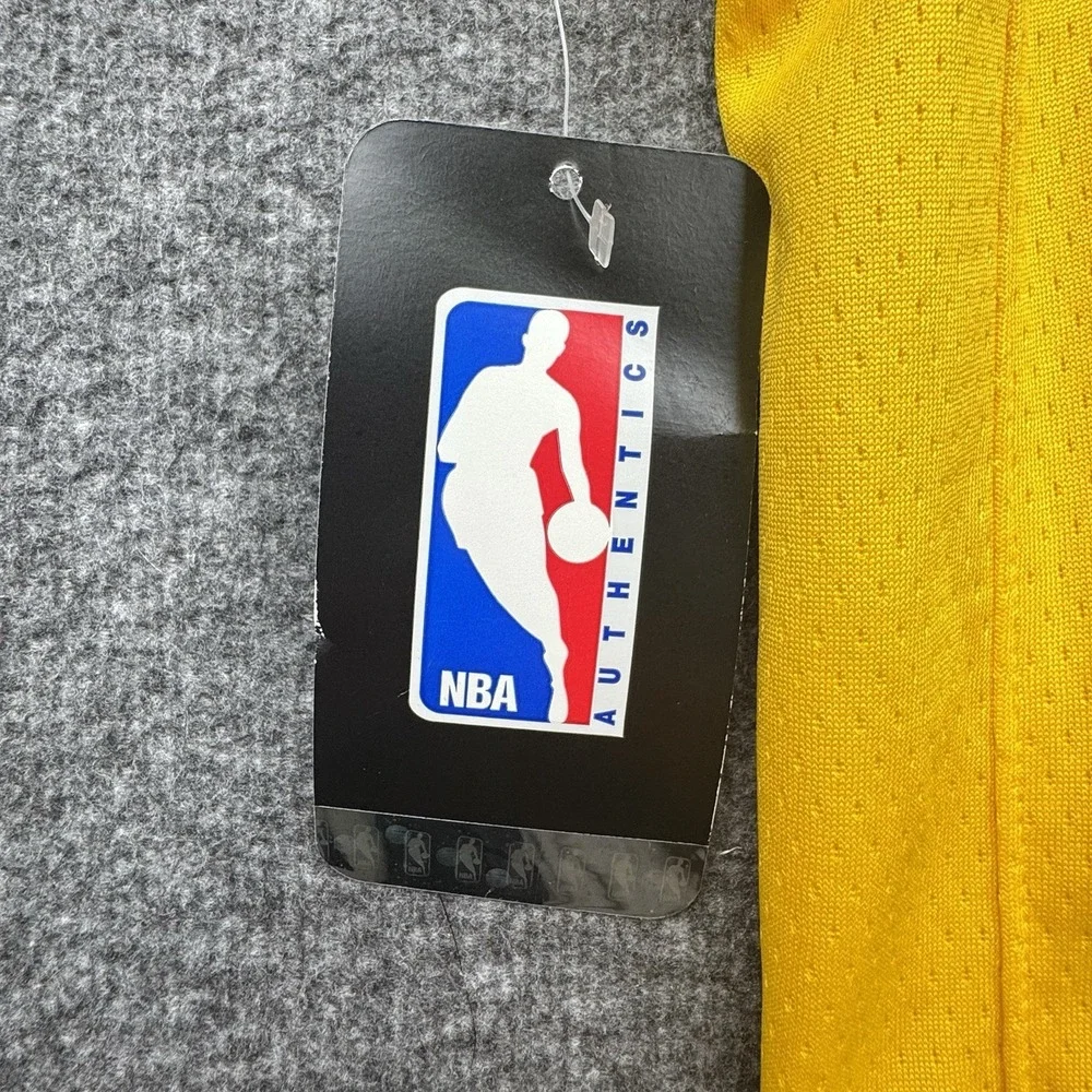 Nike new tags