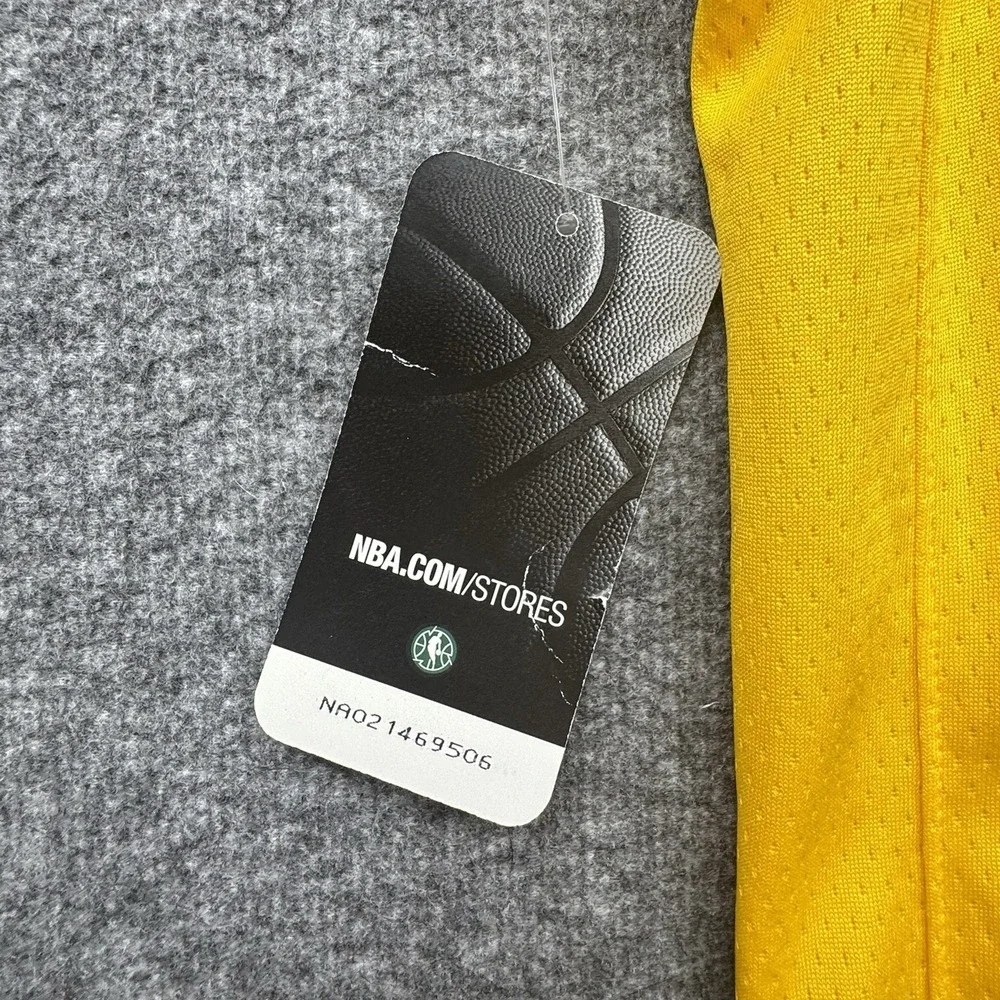 Nike new tags