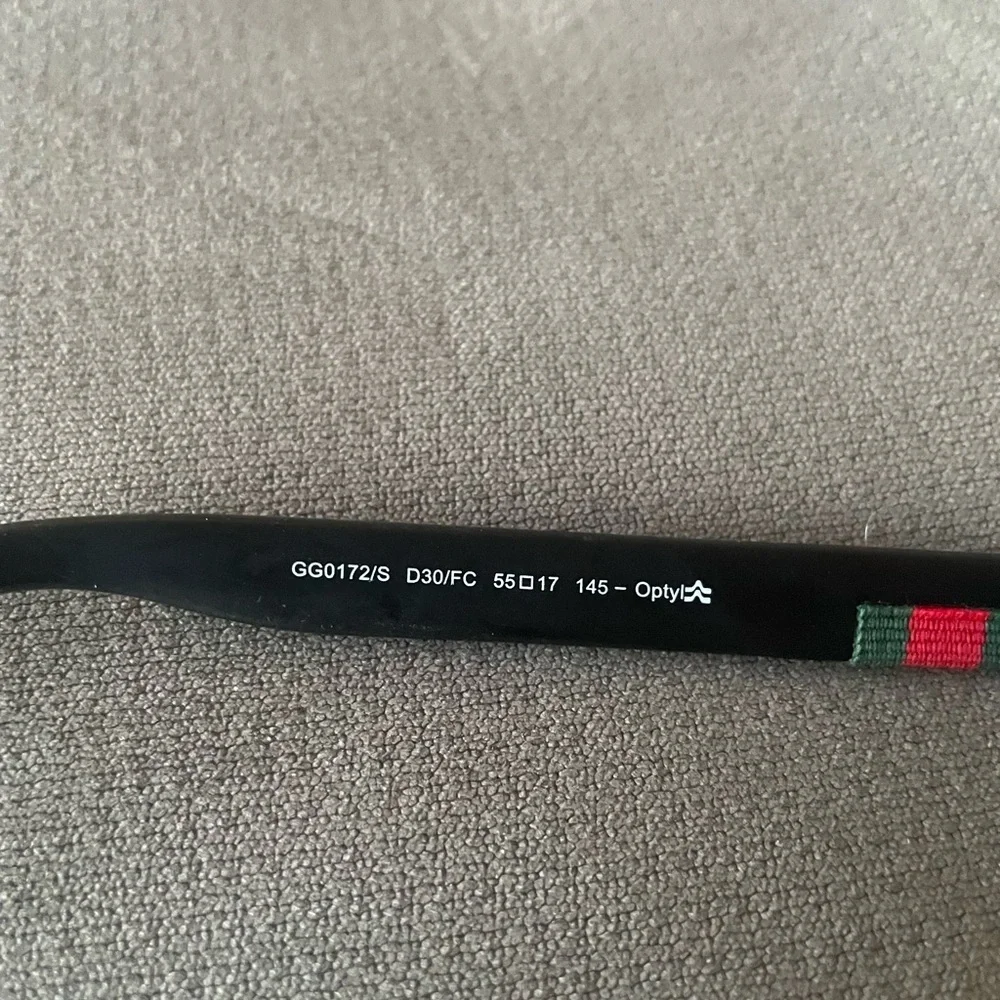Vintage Gucci Black and Brown Gradient Sunglasses