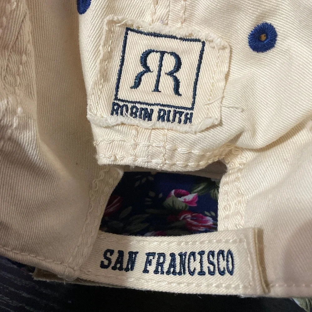 Robin Ruth chic hat