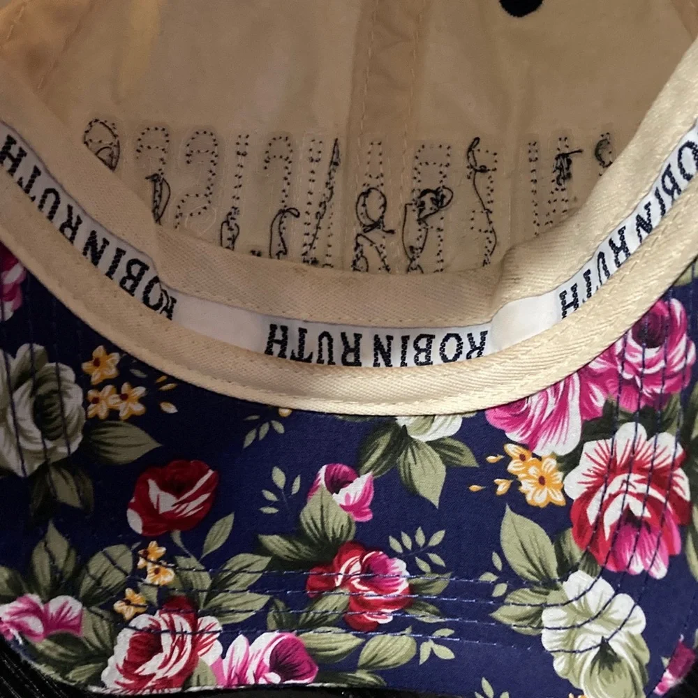 Robin Ruth chic hat