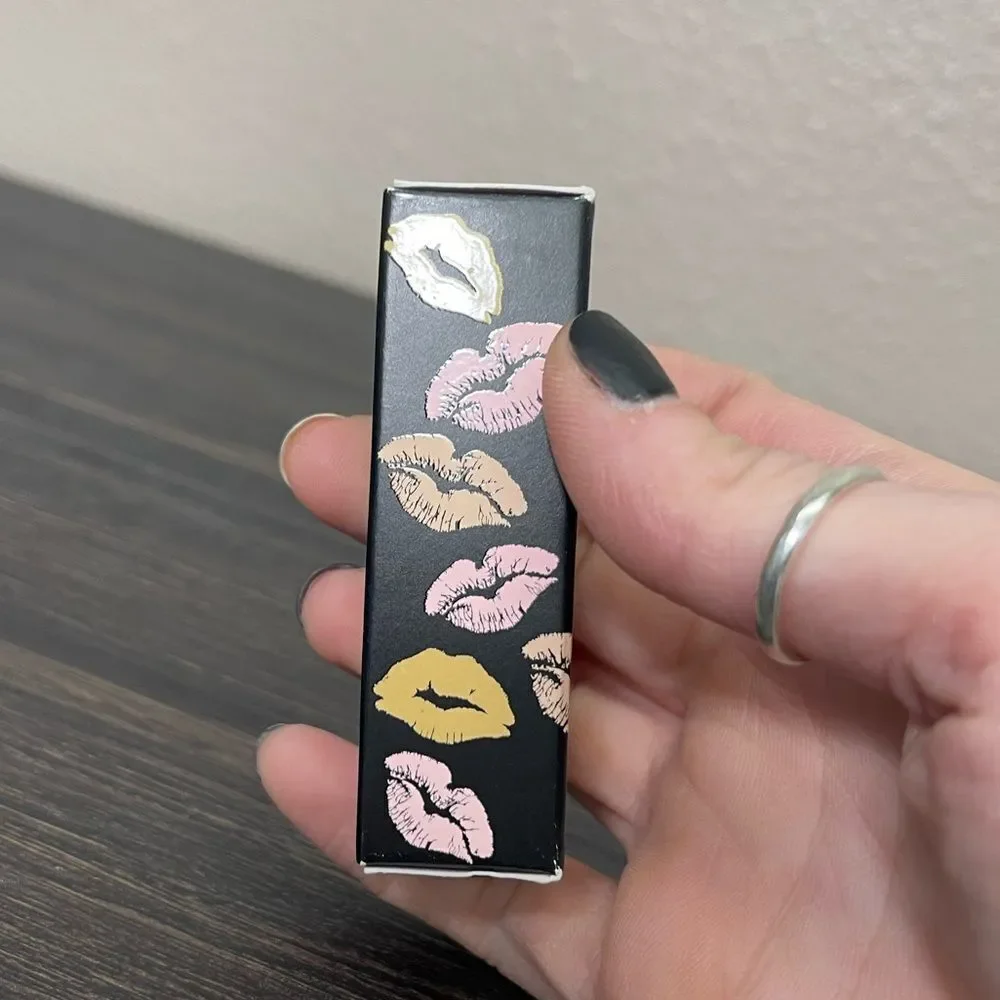 Kylie Cosmetics kylie new