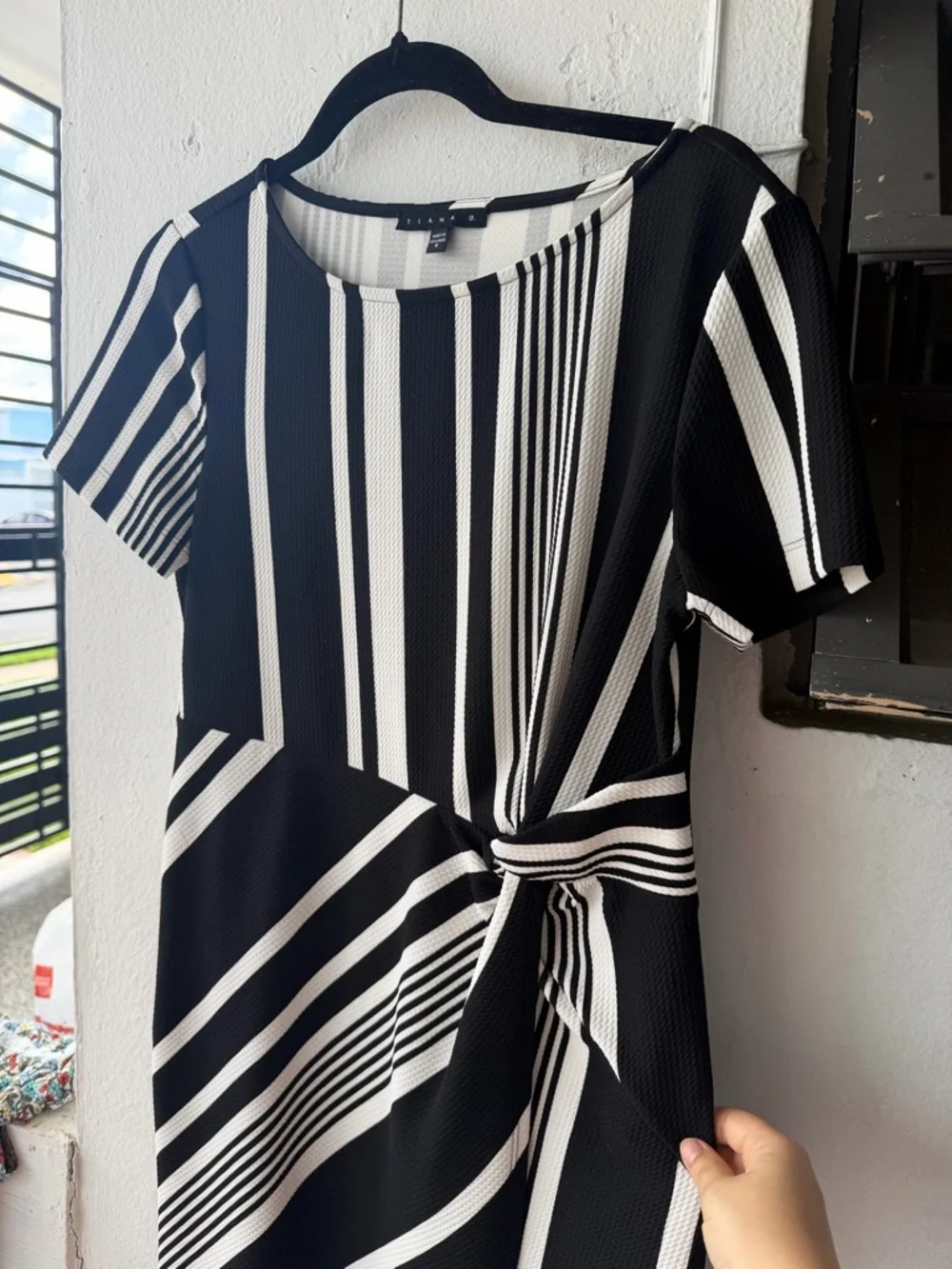 Cocktail Black & White Short Sleeve Dress‎