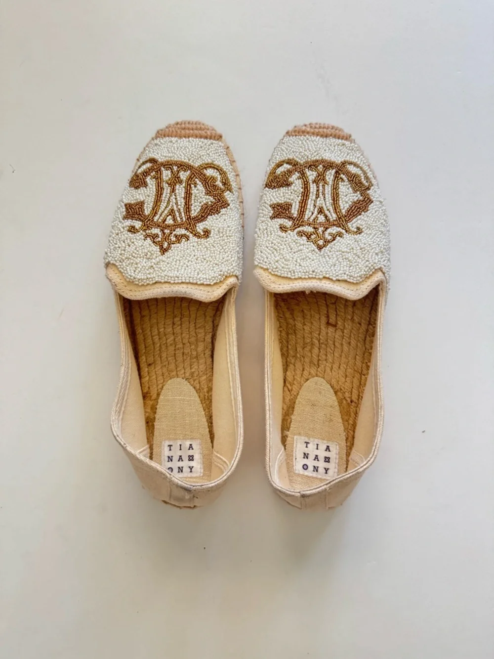 Tiana Gold & White Embellished Slip-On Flats Espadrille size 9