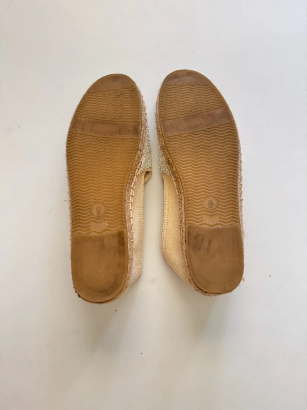 Tiana Gold & White Embellished Slip-On Flats Espadrille size 9
