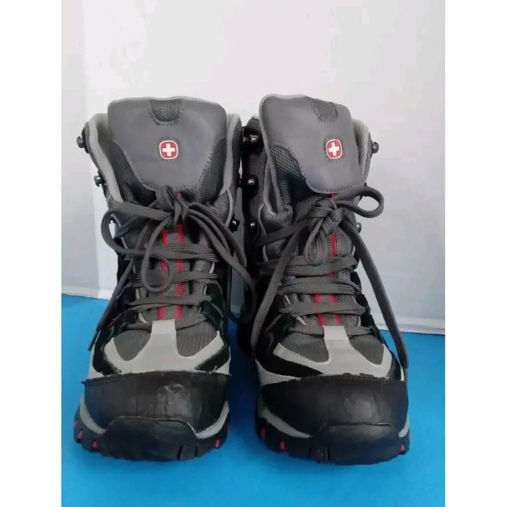 SwissGear superior conquer