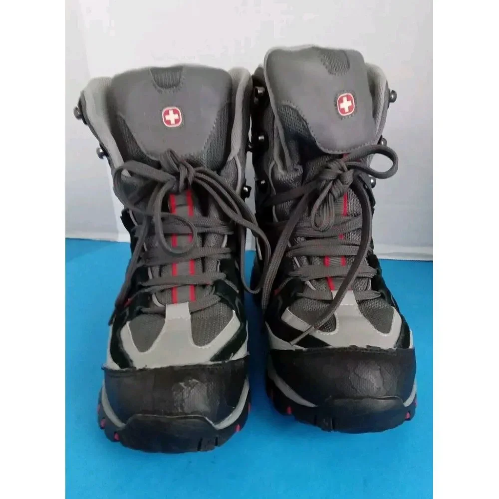 SwissGear military design perfect