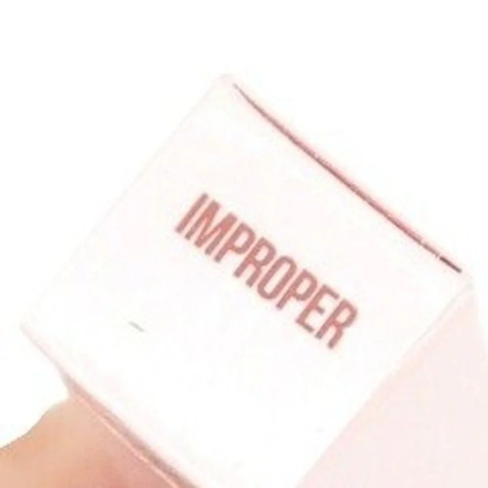 Jeffree Star - Supreme Gloss - Improper - 5.10 ml / .172 oz‎