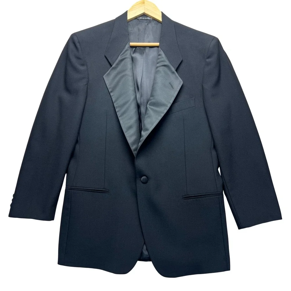 Vintage Mani by Giorgio Armani Black Wool Tuxedo Jacket Satin Peak 40R Italy