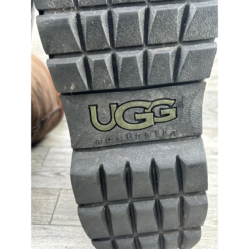 UGG Australia ugg australia