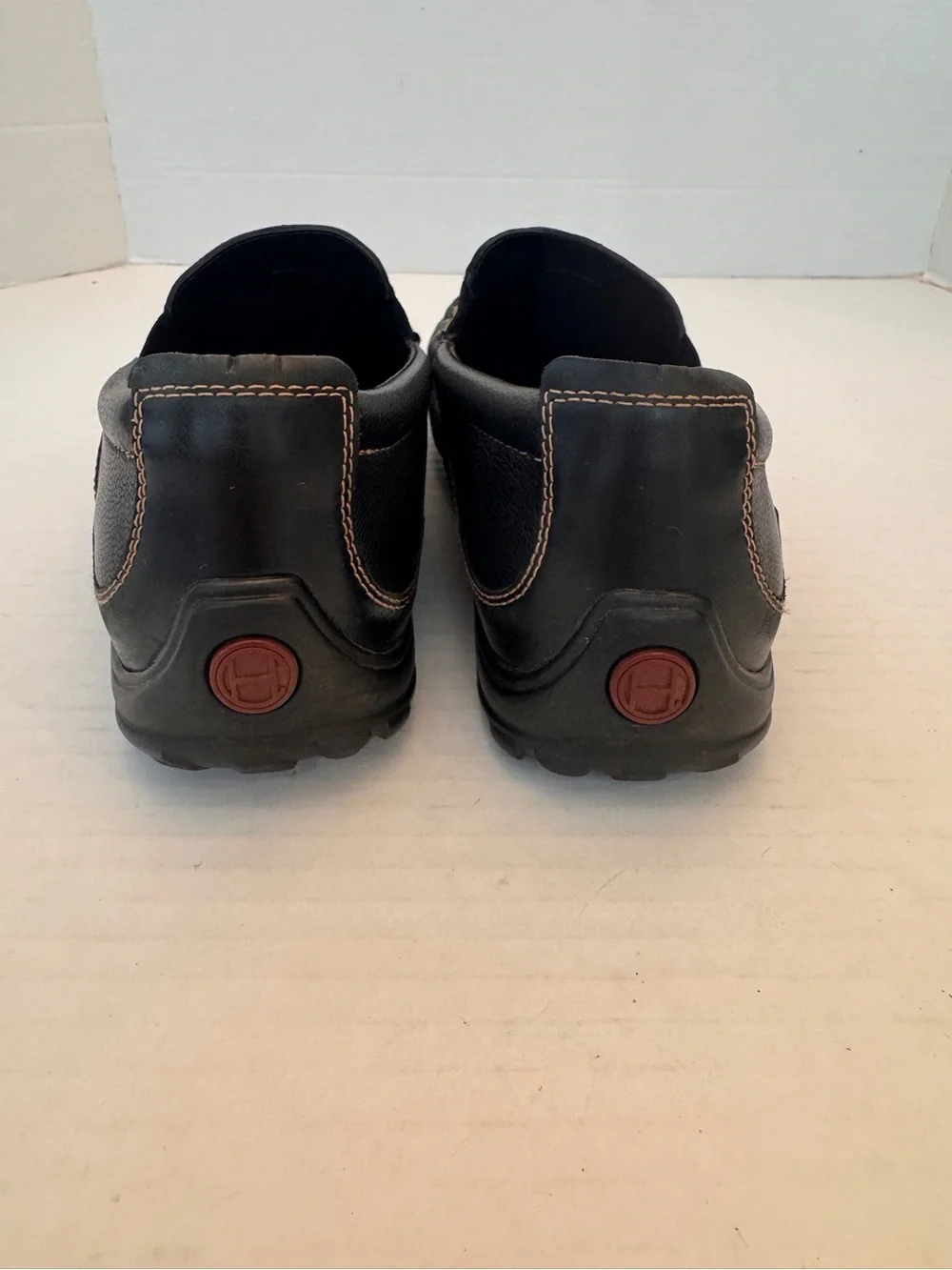 Cole Haan experience accents black