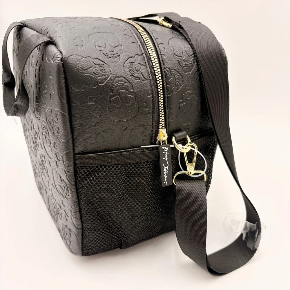 Betsey Johnson insulated lunch