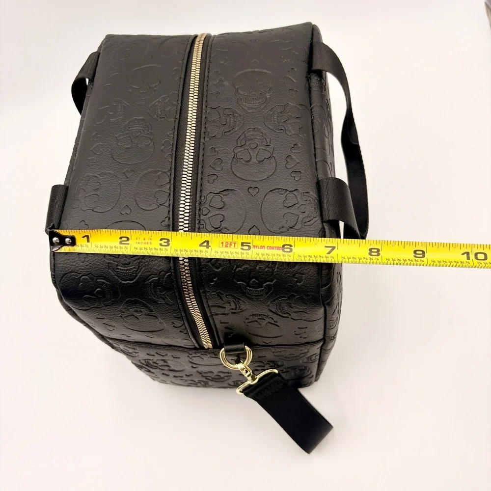 Betsey Johnson insulated lunch