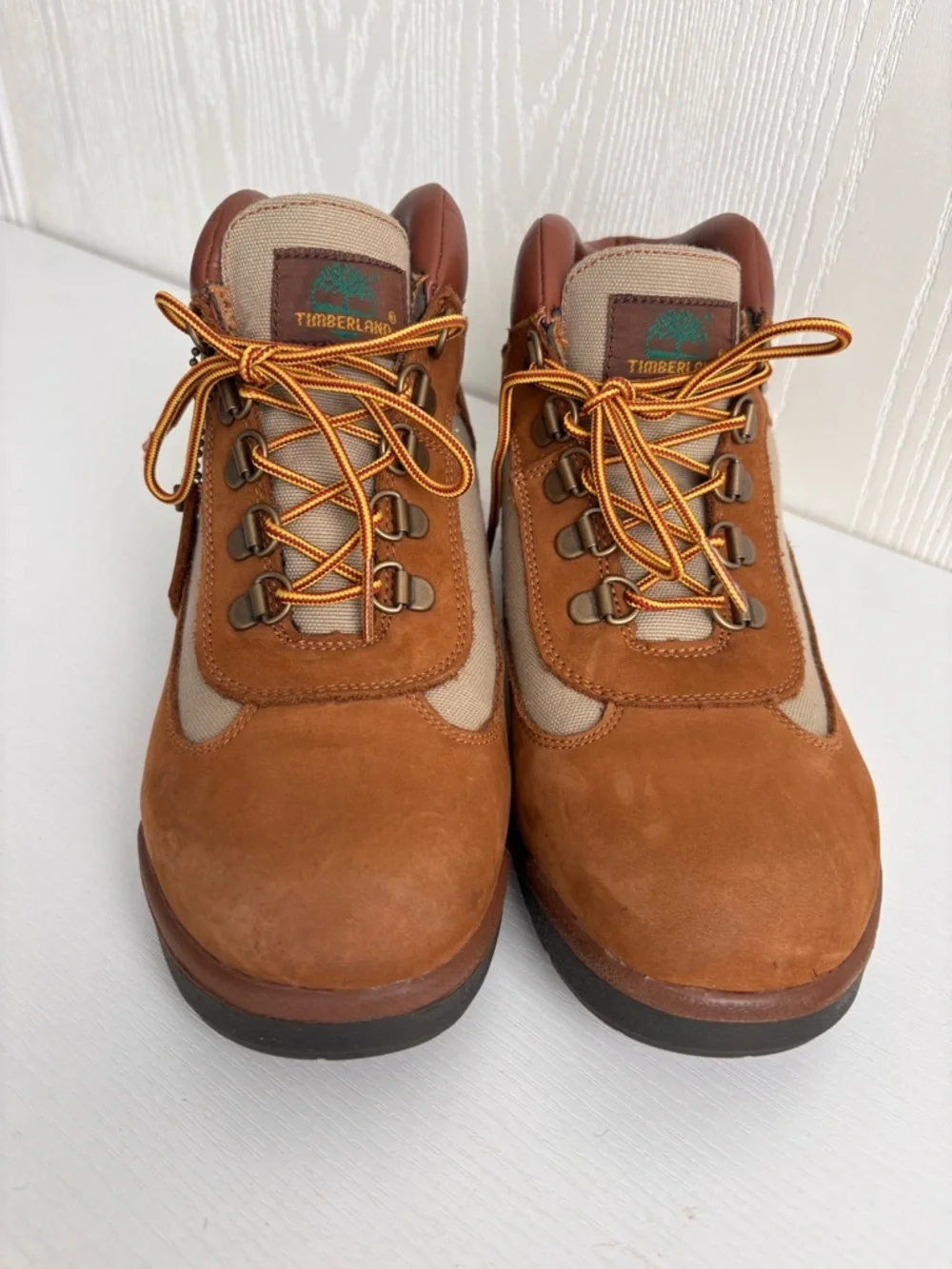 Timberland Premium Field Boots in Medium Brown Boys 6 NWOB