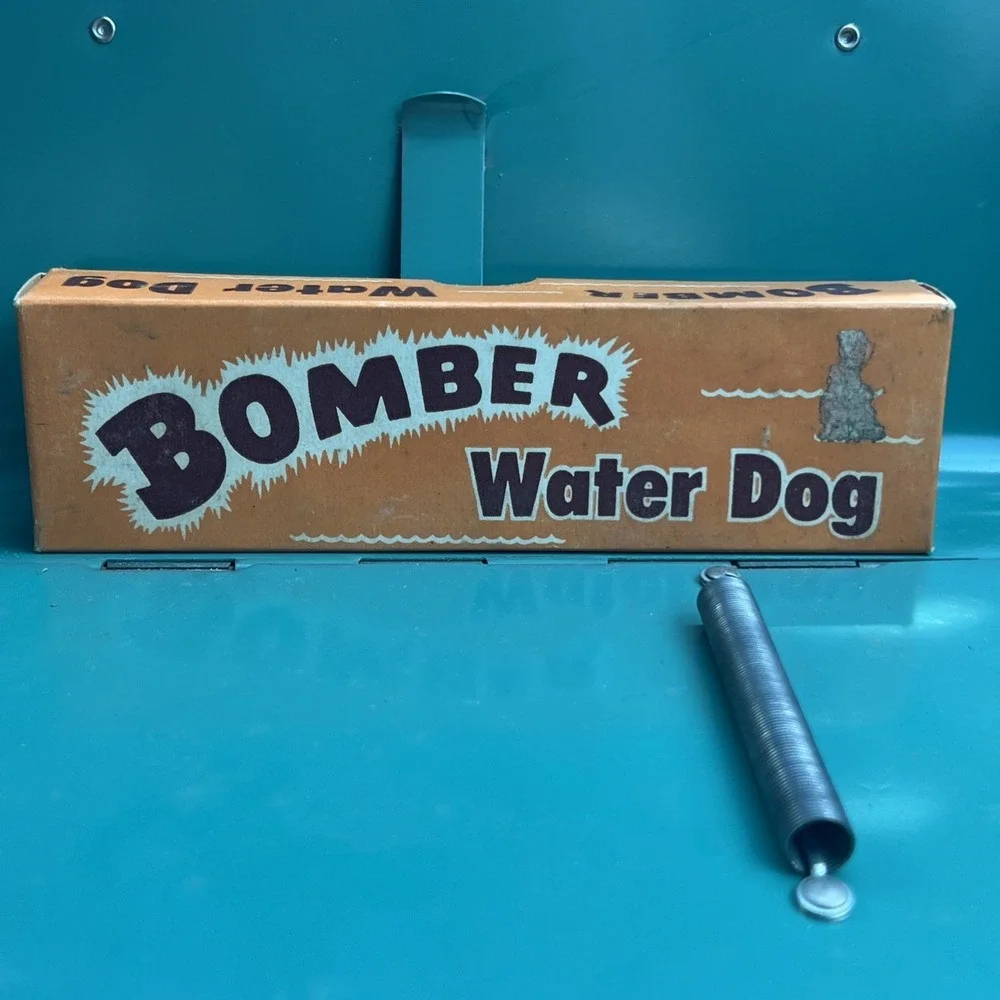 Mad Bomber orange make