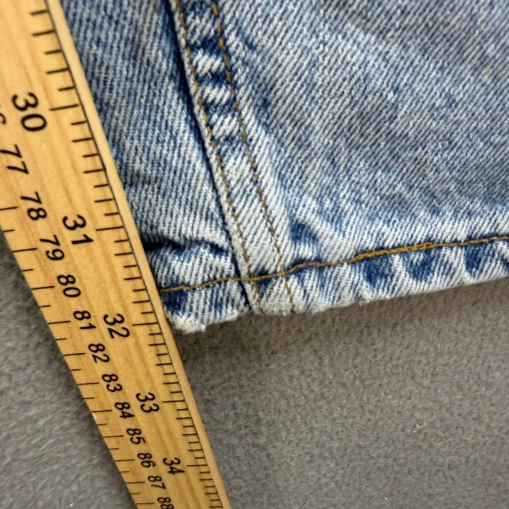 Levis levis 560