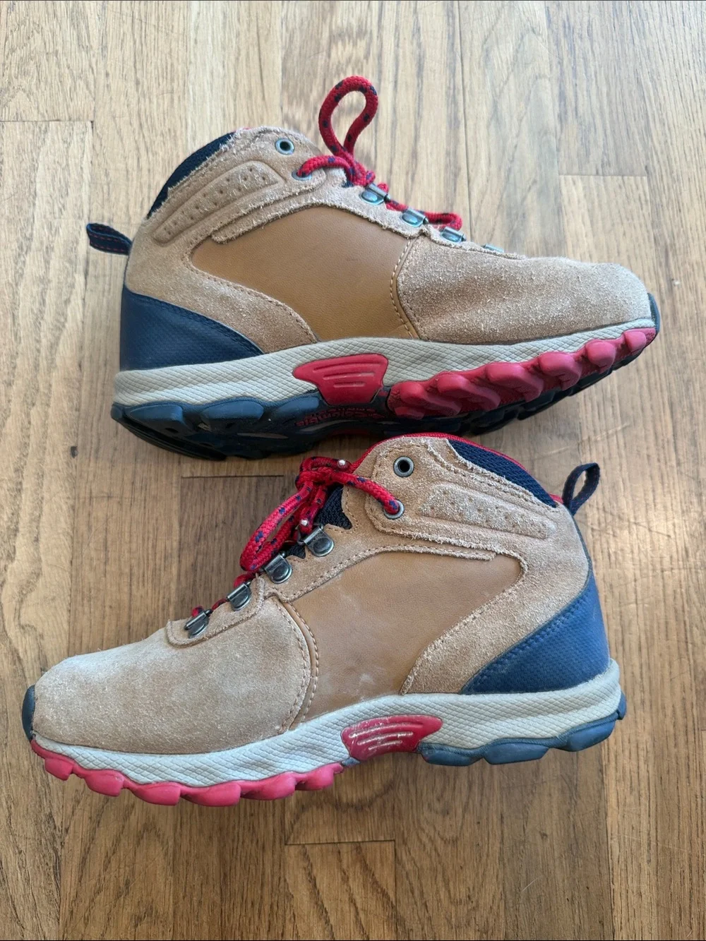 Boys Newton Ridge Suede Hiking Boot - size 3