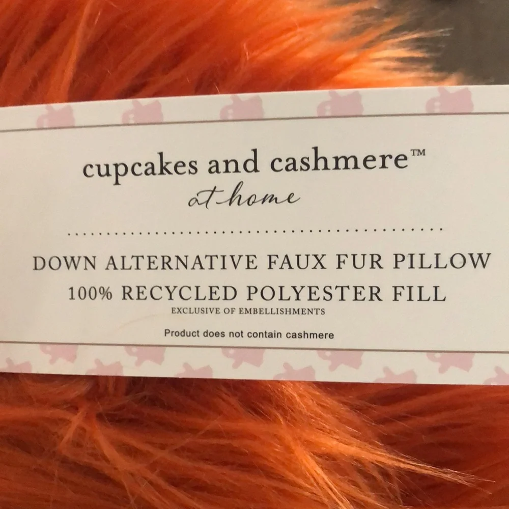 cupcakes & cashmere brand new